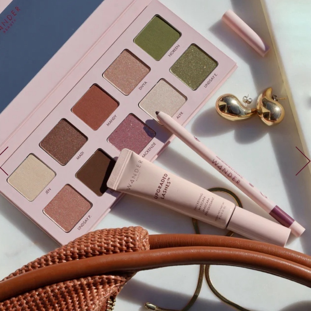 Trailblazer Eyeshadow Palette by Wander Beauty - Picture 4 of 6